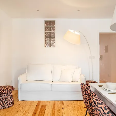 Akicity Alameda Mint Apartament *